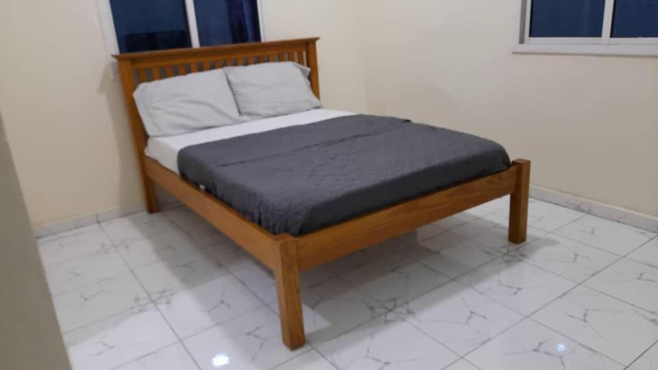 Matano Guest House Brikama Esterno foto
